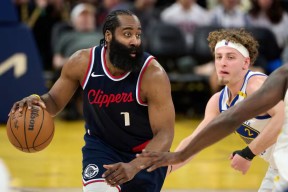 九游账号NBA常规赛今晚再迎强敌，洛杉矶快船外线爆发，主帅态度：媒体盛赞，身体对抗强度拉满的简单介绍